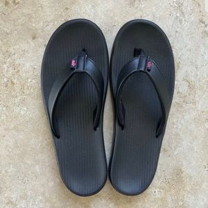 Womens Nike Bella Kai Thong Sandal